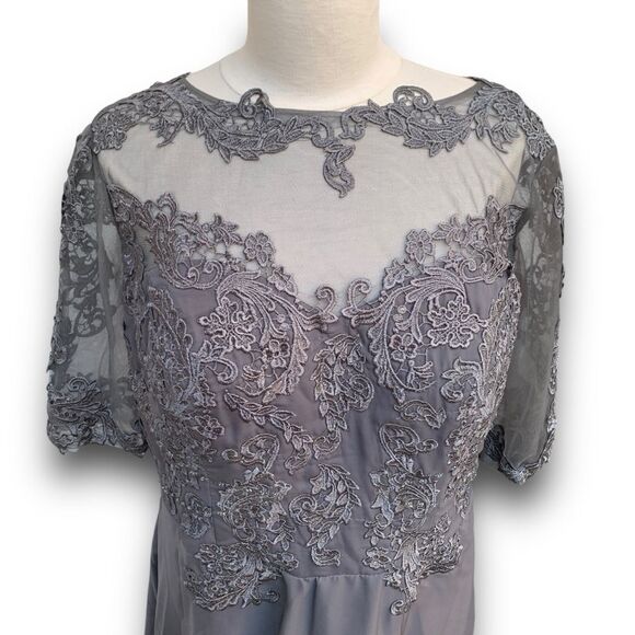 None Dresses & Skirts - NWTs Mother of the Bride Groom Lacy Full Length Wedding Dress Formal size 18 W